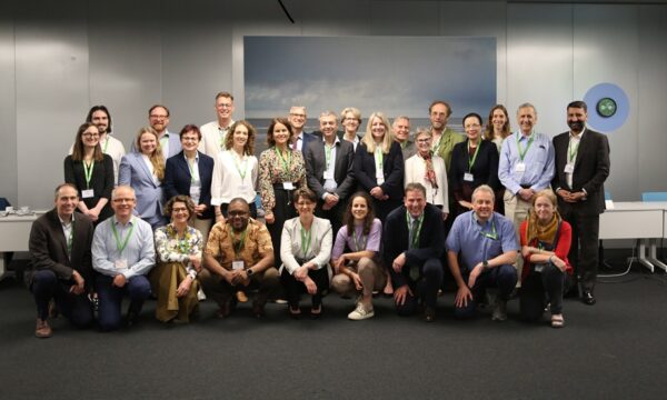 GroupPhoto CABI ConsultationHague0525_2